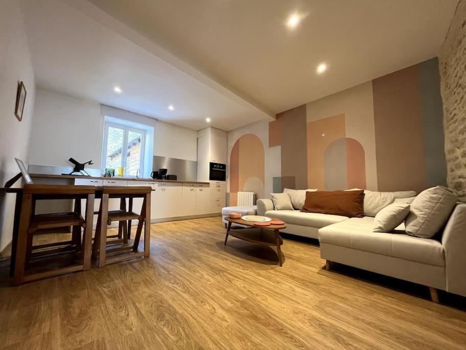Elegant T2 Entierement Renove Apartment Конкарно Екстериор снимка